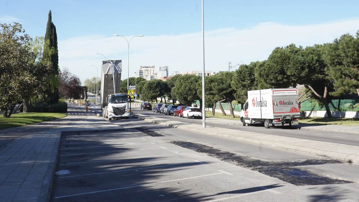 El plan de choque contra los baches ya actúa en estas calles de Alcorcón