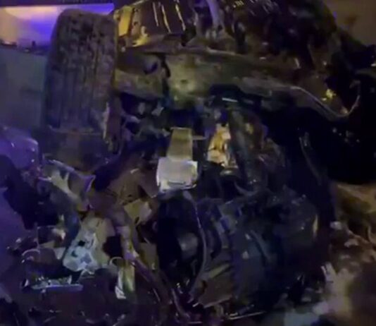 Vuelca un coche en la M-40 a la altura de Alcorcón: buscan al conductor y encuentran bombonas del gas de la risa