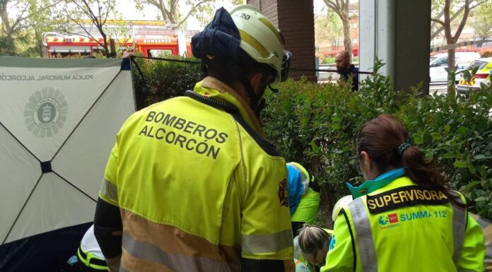 El tren de vida que salvó a un varón tras una caída desde un tercer piso en Alcorcón