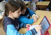 El Día del Libro en la era del ChatGPT: ¿Cómo leen y escriben hoy los jóvenes de nuestro entorno?