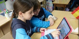 El Día del Libro en la era del ChatGPT: ¿Cómo leen y escriben hoy los jóvenes de nuestro entorno?