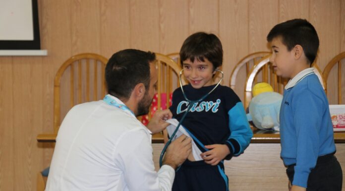 El éxito educativo de proximidad: cómo preparar a los alumnos para liderar la revolución tecnológica