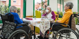 El sector sociosanitario como una vía real hacia el empleo estable