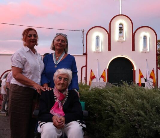 Fallece Fernanda Sánchez Burgos, vecina ilustre de Alcorcón con la historia de la juguetería de Mari y Gloria detrás