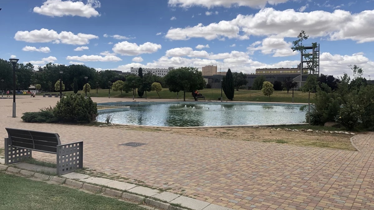 El cambio de estación trae una buena noticia: las fuentes de agua de Alcorcón ya están operativas
