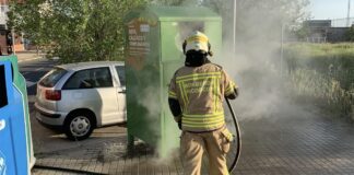 Doble intervención de los Bomberos de Alcorcón: un incendio en vivienda y otro en un contenedor