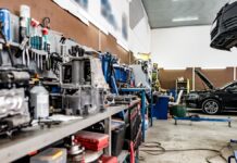 Destapados cuatro talleres ilegales en Alcorcón: recuperadas 171 plazas de aparcamiento