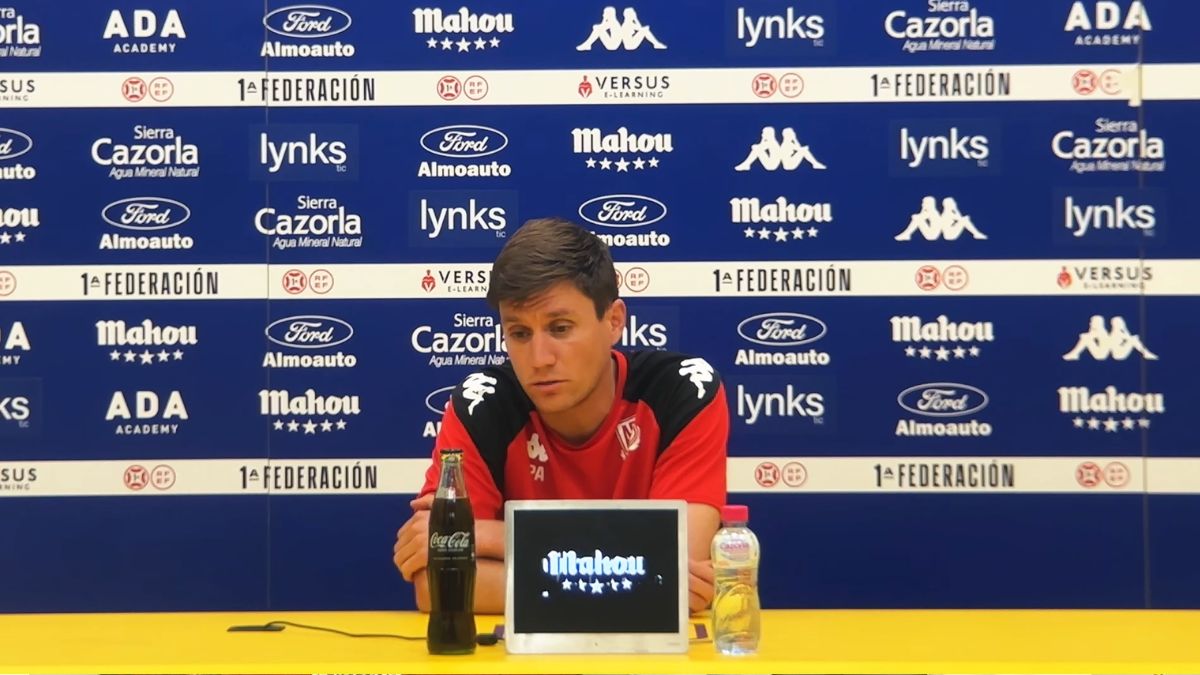 Pablo Álvarez, entrenador del Alcorcón Pablo Álvarez, entrenador del Alcorcón