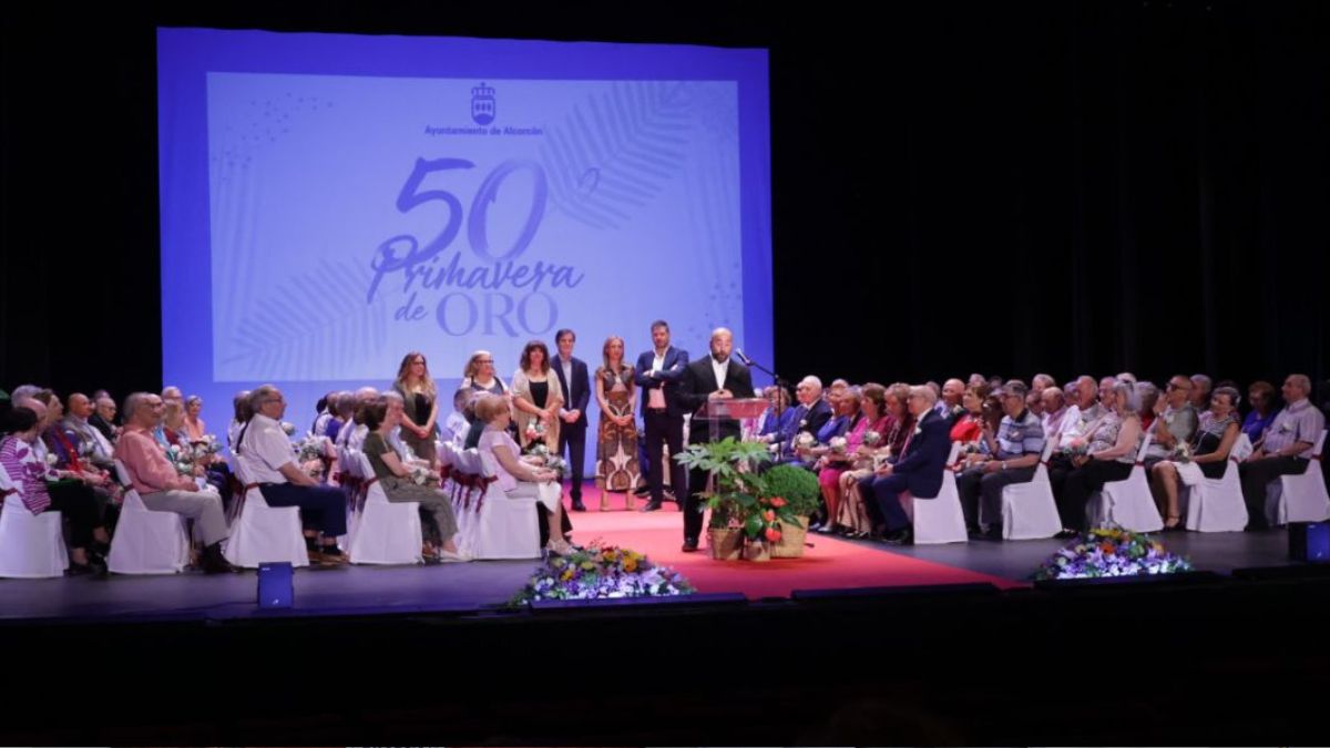 Homenaje 50 años a parejas de Alcorcón