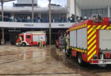 Evacuado el Centro Comercial TresAguas de Alcorcón por un incendio en un restaurante