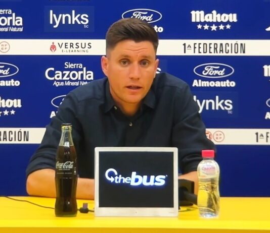 Pablo Álvarez explota contra los árbitros en la derrota del Alcorcón ante el Europa Pablo Álvarez explota contra los árbitros en la derrota del Alcorcón ante el Europa