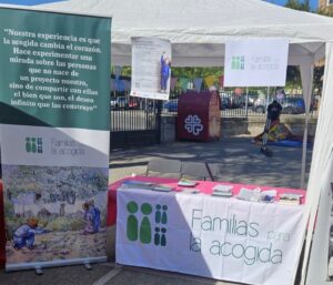 La Asociación de Familias para la Acogida monta un stand en Alcorcón para este sábado en el Parque Darwin