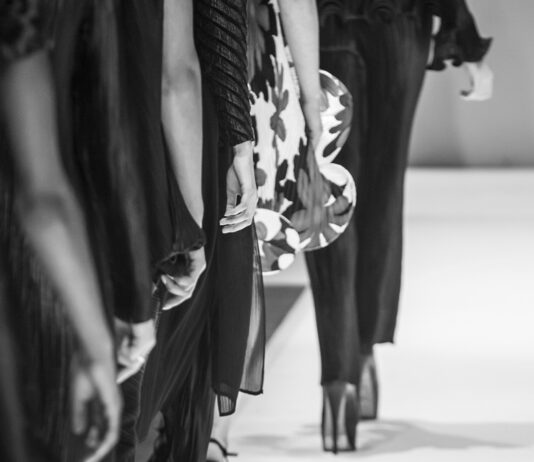 Arte y moda se unirán en una innovadora pasarela en Alcorcón Arte y moda se unirán en una innovadora pasarela en Alcorcón