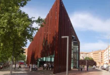 Llega a Alcorcón la exposición de pirograbado 'Madera y fuego'