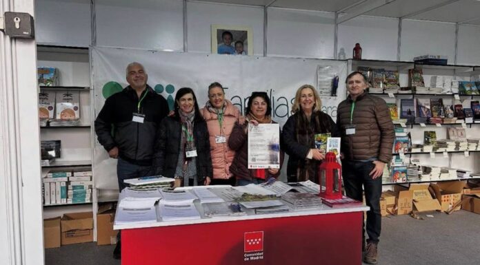 La Asociación de Familias para la Acogida monta un stand en Alcorcón para este sábado en el Parque Darwin