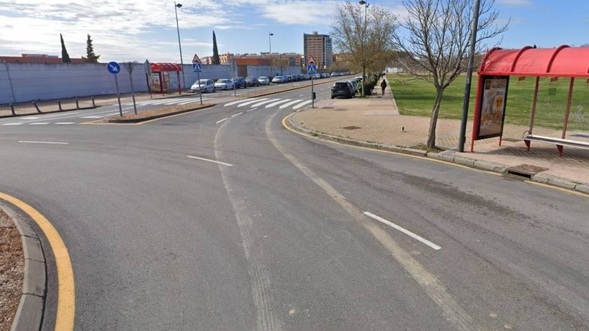 Una zona de la calle Viena de Alcorcón sufre un corte de agua hasta final de mes