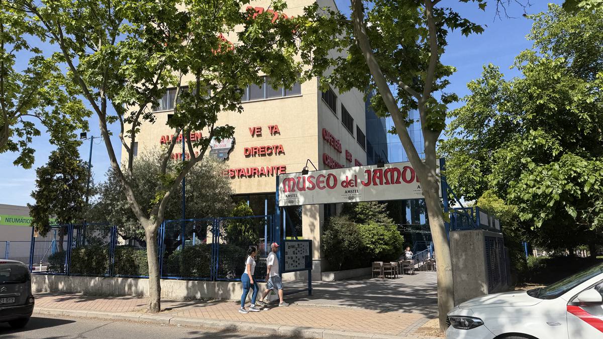 Otro robo más en Alcorcón: el Museo del Jamón sufrió uno el sábado por la noche