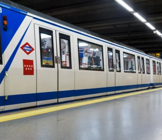 Los vecinos de Alcorcón podrán pagar el Metro con tarjeta desde el 1 de junio