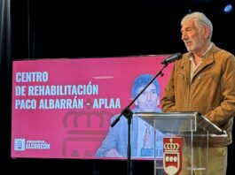 El centro de rehabilitación de APLAA en Alcorcón ya lleva el nombre de Paco Albarrán El centro de rehabilitación de APLAA en Alcorcón ya lleva el nombre de Paco Albarrán