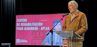 El centro de rehabilitación de APLAA en Alcorcón ya lleva el nombre de Paco Albarrán