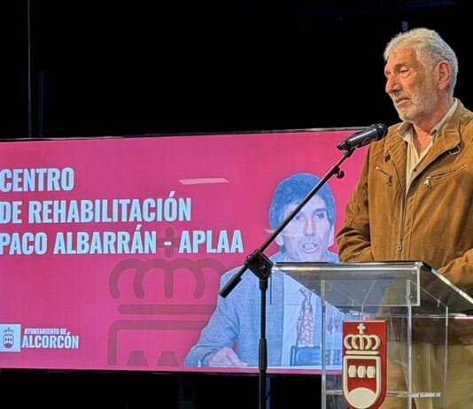 El centro de rehabilitación de APLAA en Alcorcón ya lleva el nombre de Paco Albarrán El centro de rehabilitación de APLAA en Alcorcón ya lleva el nombre de Paco Albarrán
