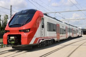 Los nuevos trenes de Cercanías llegan a Madrid: así cambiarán la C-5 en Alcorcón