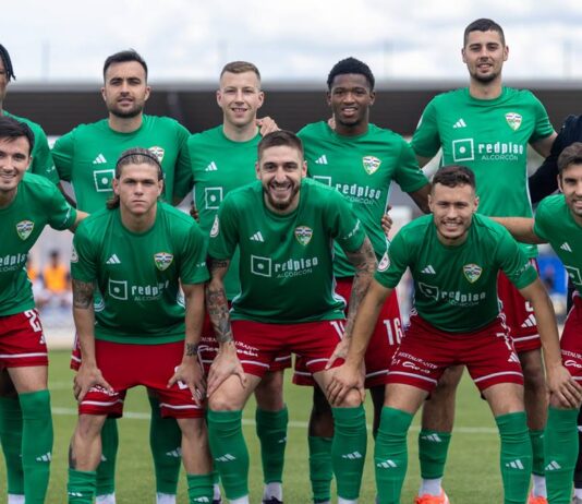 El Trival Valderas, a un paso del ascenso y el Alcorcón despide la temporada con empate