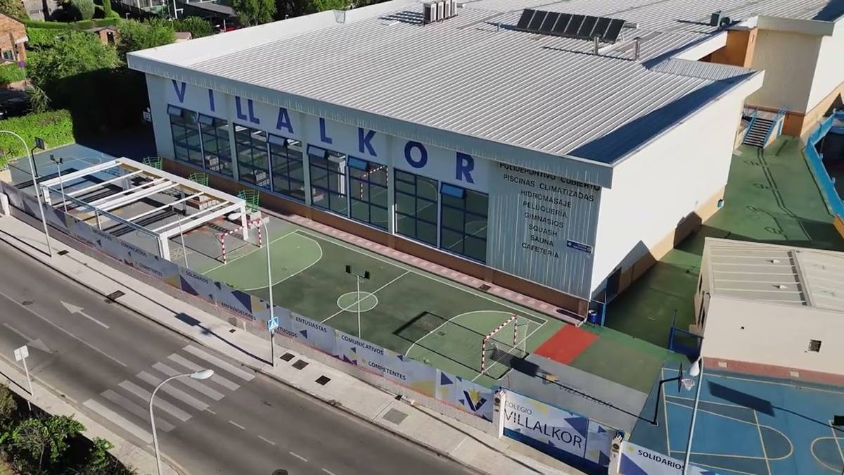 Alcorcón protagoniza el anuncio de la convocatoria de la selección española gracias al Colegio Villalkor