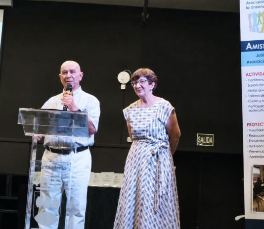Reconocimiento a quienes han dedicado su vida a educar en Alcorcón: podcast alcorconhoy Homenaje a profesores de Alcorcón