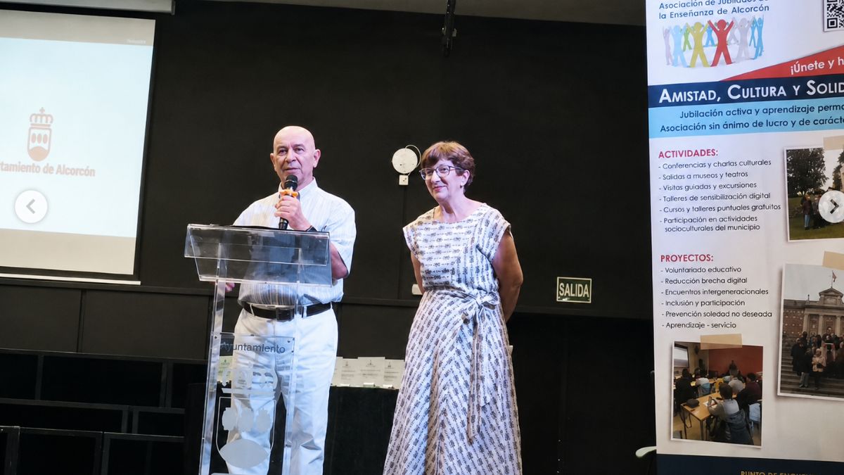 Homenaje a profesores de Alcorcón Homenaje a profesores de Alcorcón