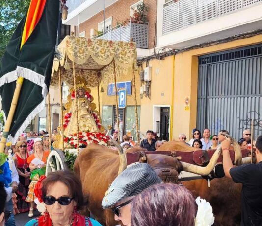 La Romería del Rocío volverá a recorrer las calles de Alcorcón este fin de semana: podcast alcorconhoy La romería del Rocío en Alcorcón