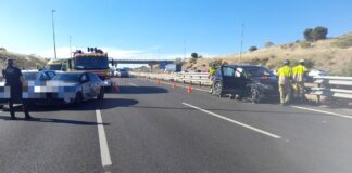 Dos heridos en un accidente con cuatro vehículos implicados en la M-50 cerca de Alcorcón