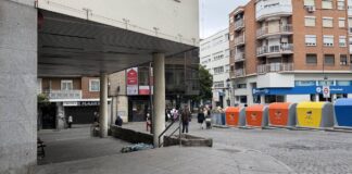 Los comercios de la calle Mayor de Alcorcón piden mayor seguridad y limpieza tras los casos de robos en la ciudad