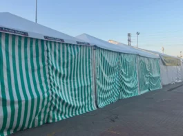 Choque por las casetas de las Fiestas de Alcorcón: respuesta municipal a las quejas de la Asociación del Barro