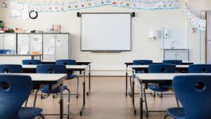 Miles de familias de Alcorcón pendientes de una posible huelga educativa en septiembre