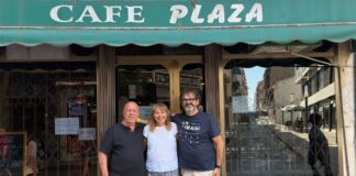 Bar Plaza