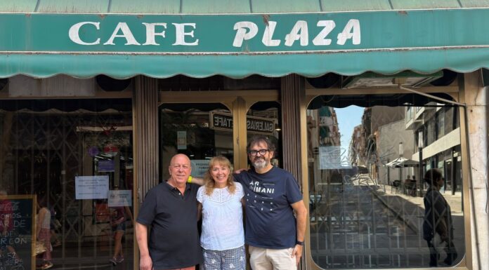 Bar Plaza