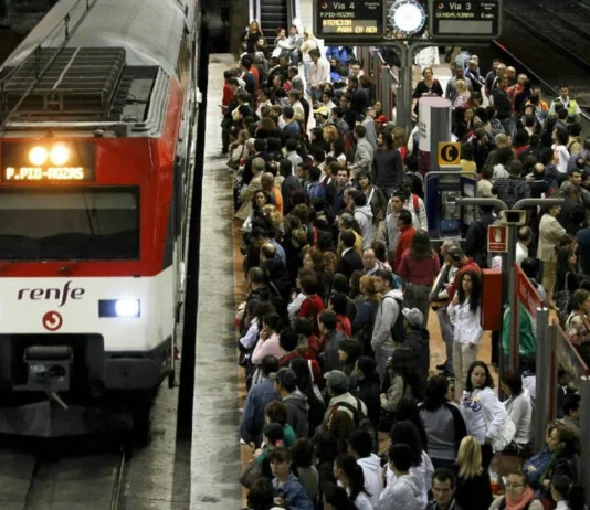 Comienzan las obras en la C-5: transbordos obligatorios para los viajeros de Alcorcón en Atocha