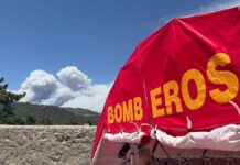 Protección Civil avisa en Alcorcón: olor a humo, cenizas y carreteras cortadas por los incendios Protección Civil avisa en Alcorcón: olor a humo, cenizas y carreteras cortadas por los incendios