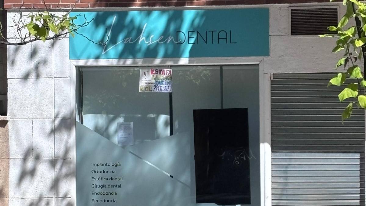 Pacientes de Alcorcón denuncian quedarse sin tratamiento y sin miles de euros tras el cierre de Lahsen Dental