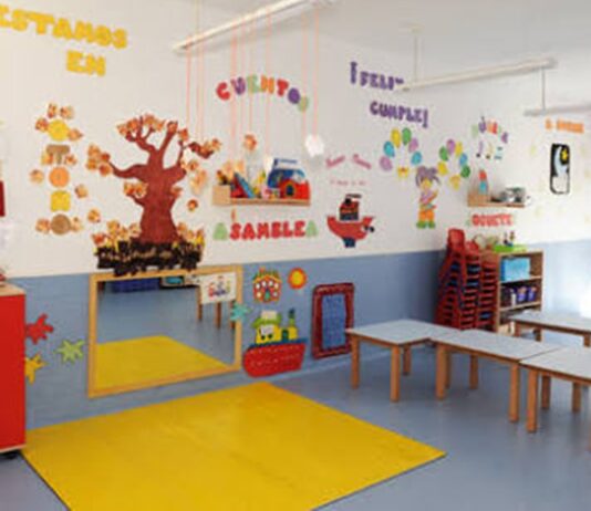 Alcorcón da un paso al frente y asumirá el 30% del incremento salarial de las trabajadoras de tres escuelas infantiles