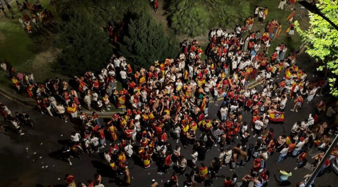 Así ha celebrado Alcorcón la victoria de España frente a Argentina en el Mundial Así ha celebrado Alcorcón la victoria de España frente a Argentina en el Mundial