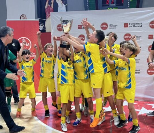 El Benjamín A del AD Alcorcón FS cierra una temporada histórica El Benjamín A del AD Alcorcón FS cierra una temporada histórica
