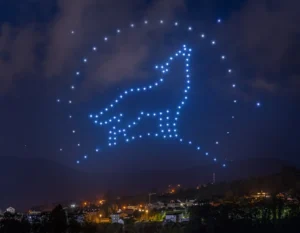 Centenares de drones iluminarán el cielo en un espectáculo único que cerrará las Fiestas de Alcorcón