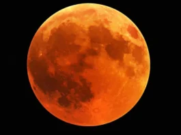 Alcorcón volverá a mirar al cielo: así será el eclipse de Luna este viernes Alcorcón volverá a mirar al cielo: así será el eclipse de Luna este viernes