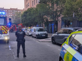 Un rescate con final feliz en Alcorcón: los bomberos salvan a una anciana tras sufrir una aparatosa caída Un rescate con final feliz en Alcorcón: los bomberos salvan a una anciana tras sufrir una aparatosa caída
