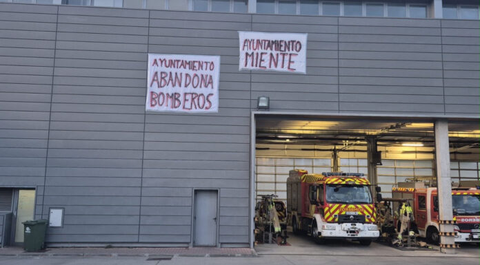 Tensión entre los Bomberos de Alcorcón ante el inminente traspaso a la Comunidad de Madrid Tensión entre los Bomberos de Alcorcón ante el inminente traspaso a la Comunidad de Madrid