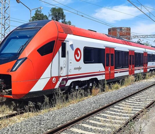 Alcorcón tendrá nuevos trenes de Cercanías: así será la modernización de la C-5 Alcorcón tendrá nuevos trenes de Cercanías: así será la modernización de la C-5