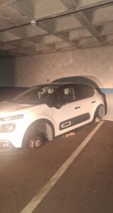Nuevo robo en Alcorcón: sustraen las cuatro ruedas de un vehículo en un garaje