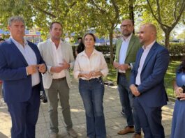 Visita de Cuca Gamarra a Alcorcón con los edificios okupados de la calle Praga y los datos de criminalidad en el foco Visita de Cuca Gamarra a Alcorcón con los edificios okupados de la calle Praga y los datos de criminalidad en el foco